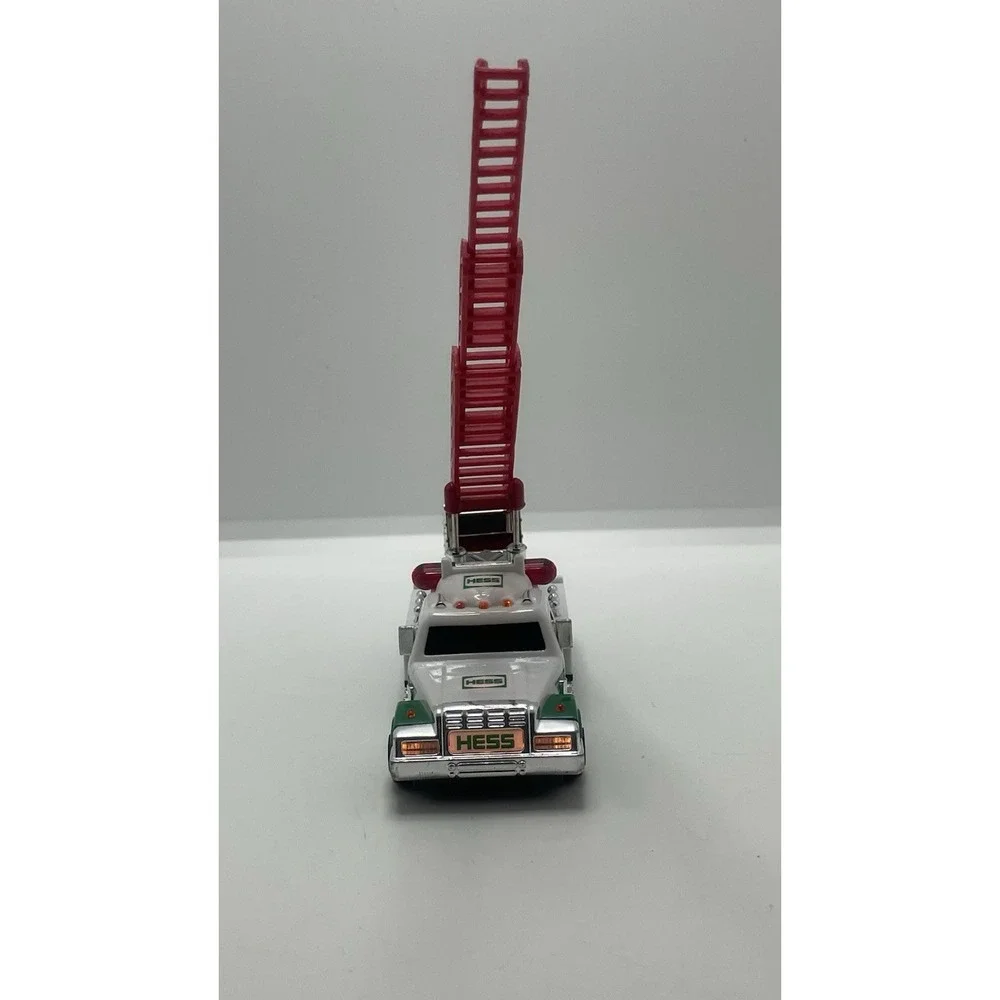 Vintage‎ 1994 HESS Rescue Ladder Fire Truck With Lights And Sound WORKS!!!